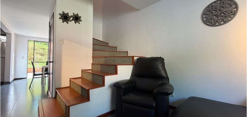 Casa en Venta en Envigado, Las Antillas-5