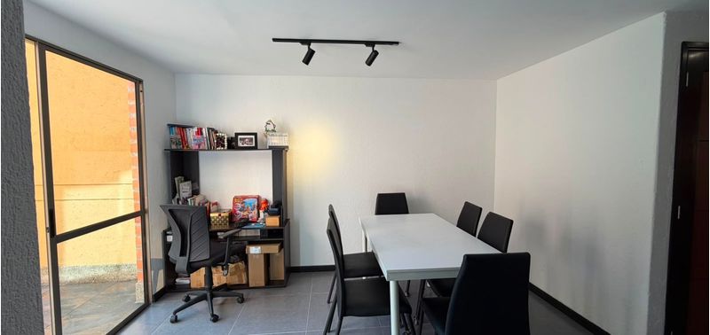 Casa en Venta en Envigado, Las Antillas-11