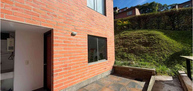 Casa en Venta en Envigado, Las Antillas-16