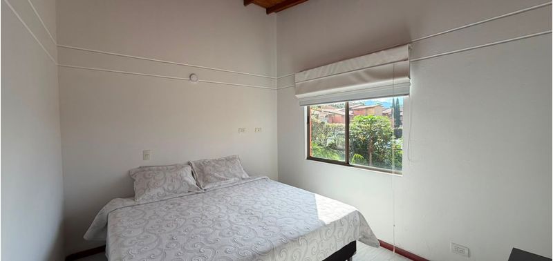Casa en Venta en Envigado, Las Antillas-22
