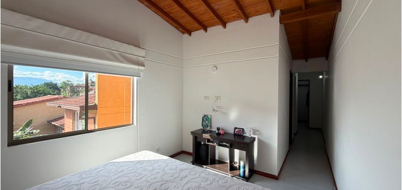 Casa en Venta en Envigado, Las Antillas-23