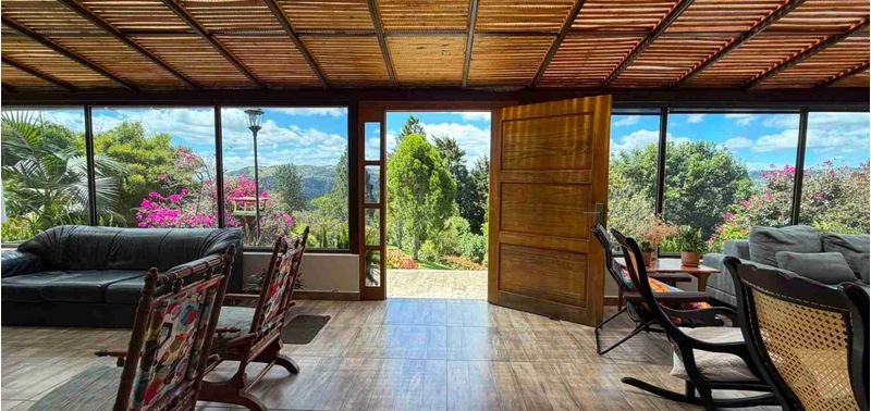 Casa en Venta en Guarne, Canoas-0