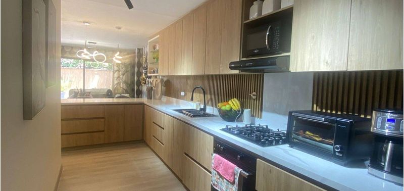 Casa en Venta en Medellín, El Poblado-14