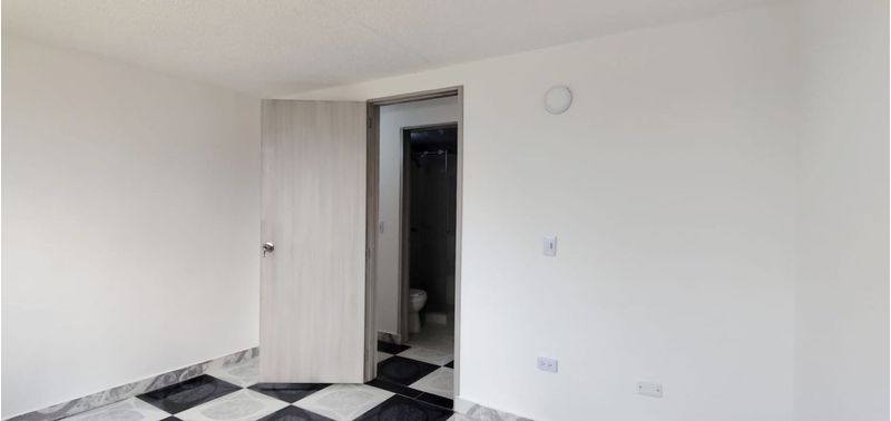 Apartamento en Venta en Bogotá, D.C., Soacha-1