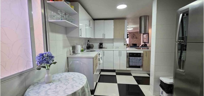Apartamento en Venta en Bogotá, D.C., Santa Bárbara Central-1
