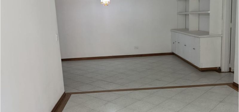 Apartamento en Venta en Medellín, Suramericana-1