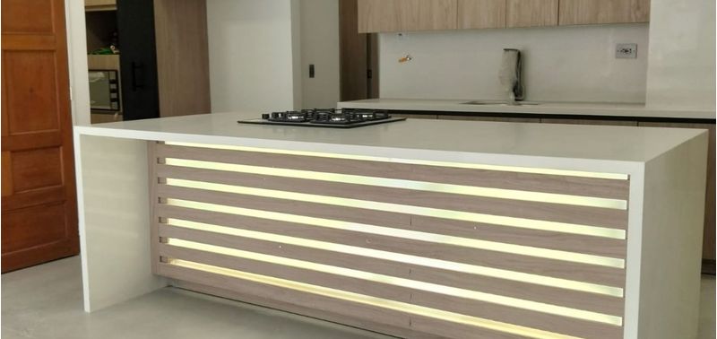 Apartamento en Venta en Medellín, Laureles-0