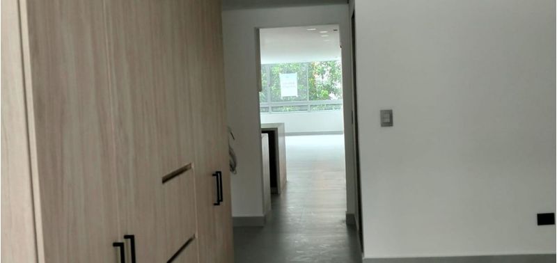 Apartamento en Venta en Medellín, Laureles-9