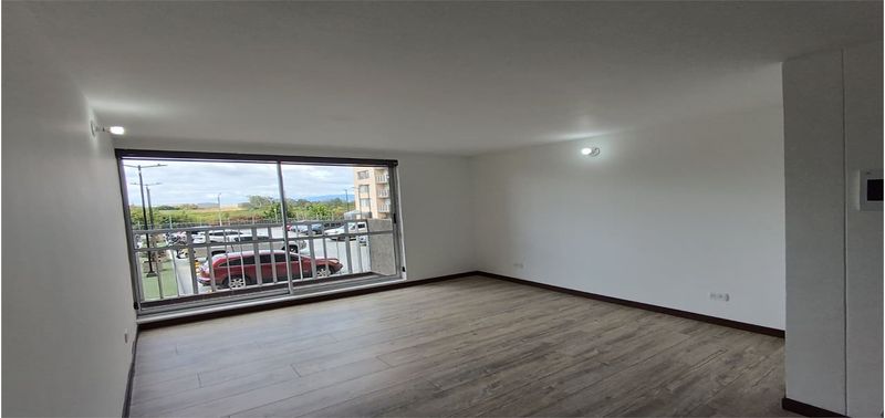 Apartamento en Venta en Bogotá, D.C., Gran Granada-0
