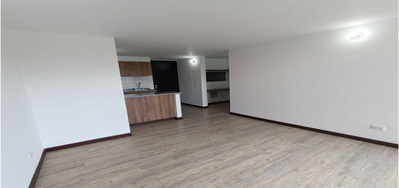 Apartamento en Venta en Bogotá, D.C., Gran Granada-2