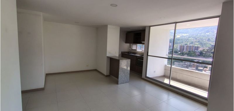 Apartamento en Venta en Envigado, Las Antillas-2