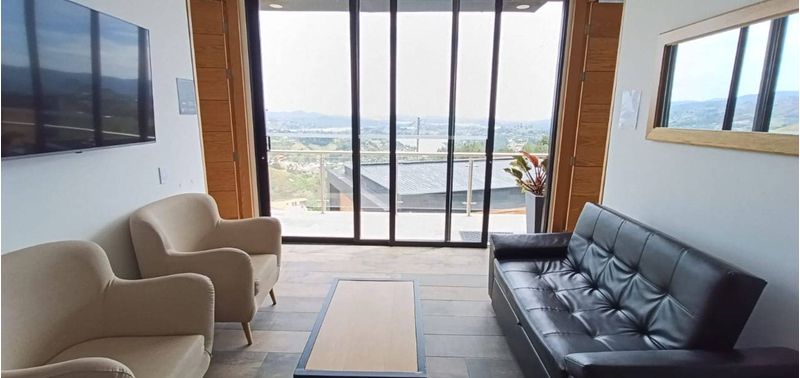 Apartamento en Venta en Peñol, Peñol-1
