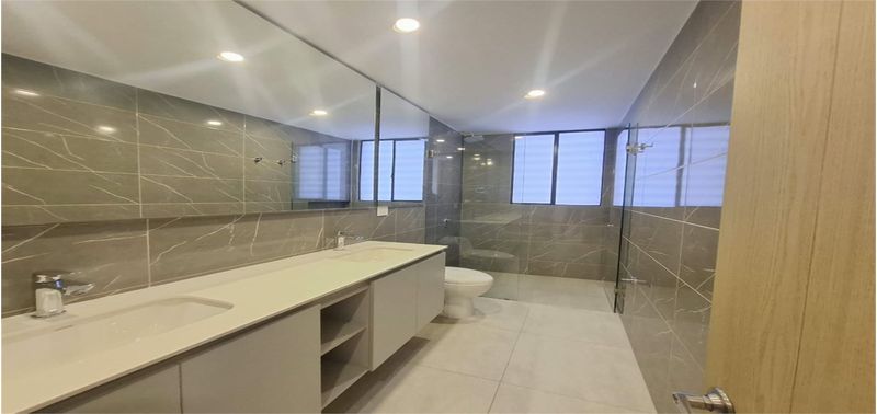 Apartamento en Venta en Bogotá, D.C., La Esperanza Norte-6