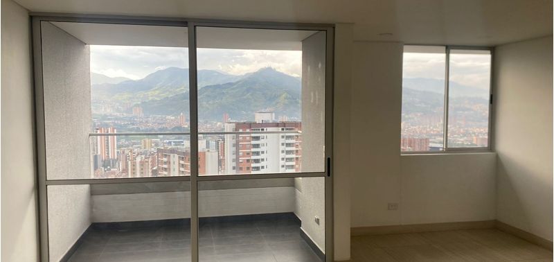 Apartamento en Venta en Sabaneta, Los Alcazares-0