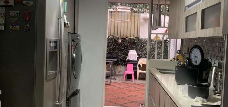 Casa en Venta en Medellín, Belén Loma de los Bernal-0