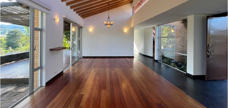 Casa en Venta en Heliconia, Heliconia-1