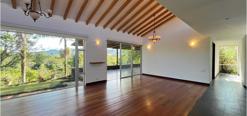 Casa en Venta en Heliconia, Heliconia-4