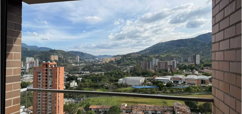 Apartamento en Venta en Itagüí, Cañaveralejo-0