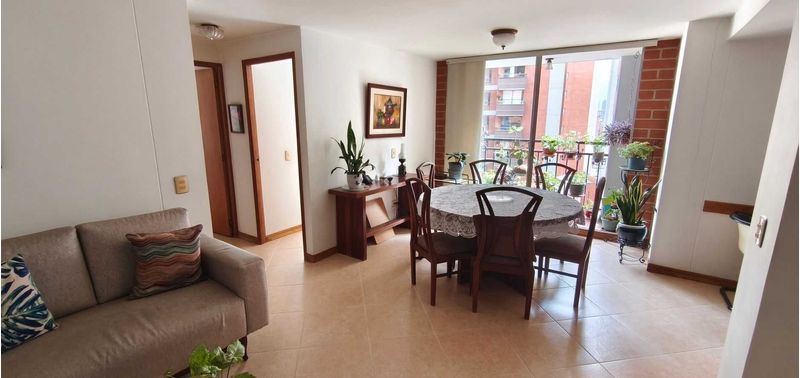 Apartamento en Venta en Envigado, Jardines-1