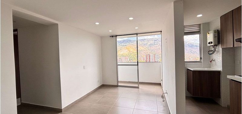 Apartamento en Venta en Bello, Búcaros-0