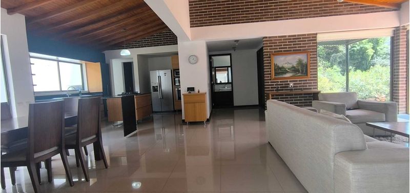 Casa en Venta en Guarne, La Clara-2