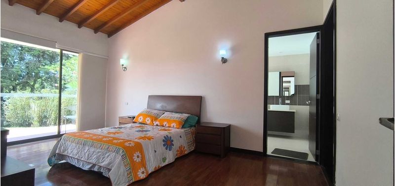Casa en Venta en Guarne, La Clara-4