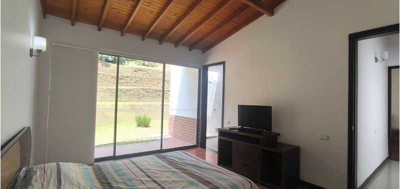 Casa en Venta en Guarne, La Clara-27
