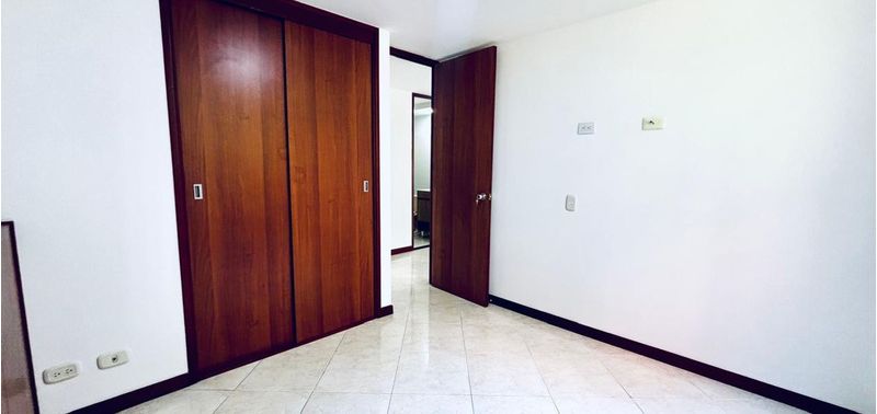 Apartamento en Venta en Envigado, Las Orquideas-8