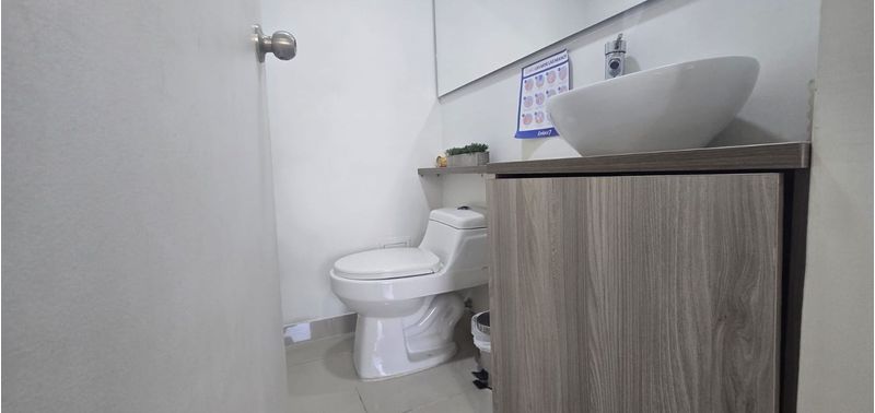 Oficina en Venta en Medellín, El Poblado-2