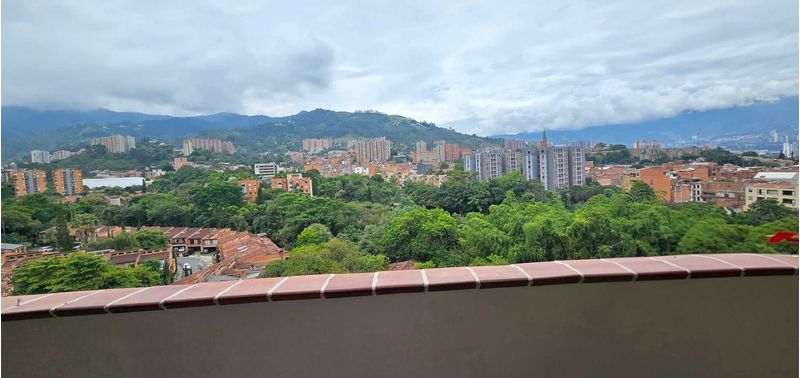 Apartamento en Venta en Envigado, Loma de las brujas-0