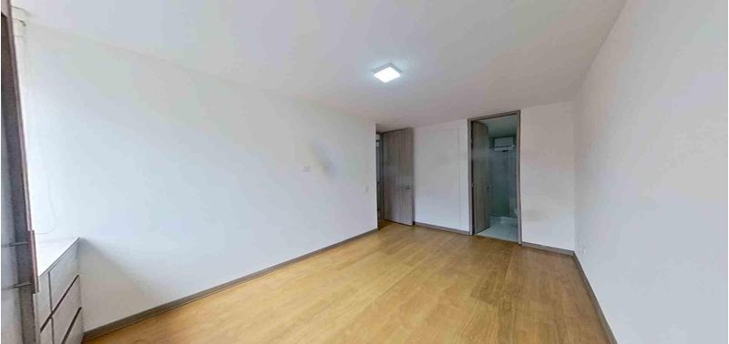 Apartamento en Venta en Bogotá, D.C., Nueva Castilla-10