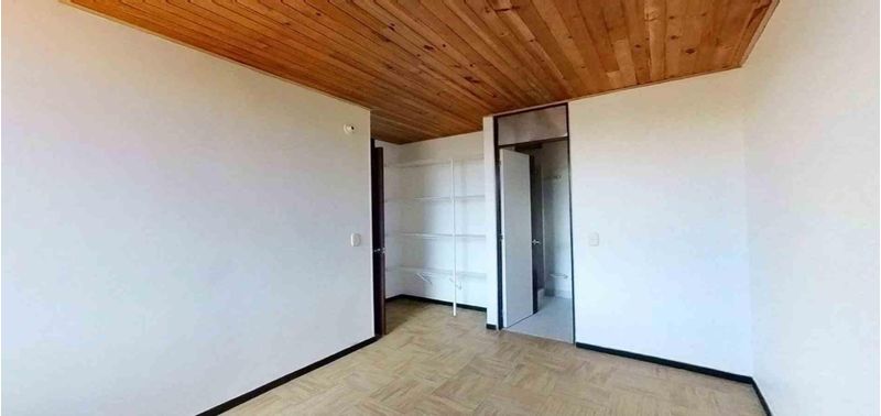 Apartamento en Venta en Bogotá, D.C., Suba Compartir-5