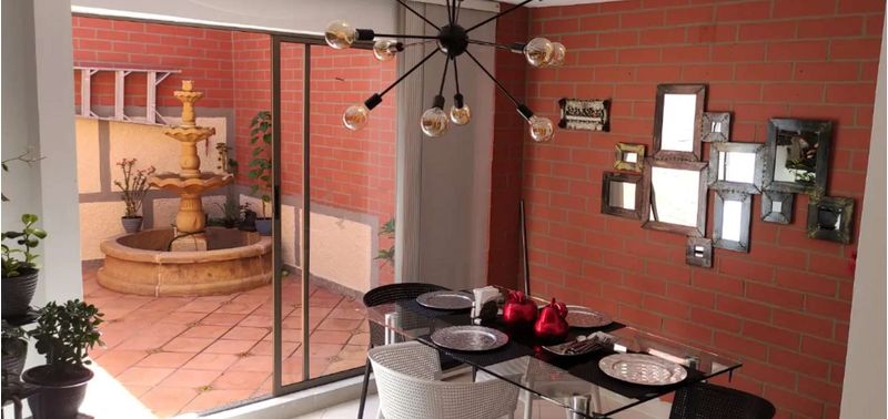 Casa en Venta en Envigado, Las Antillas
