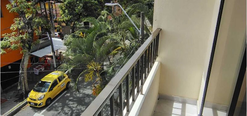 Apartamento en Venta en Medellín, Campo Valdés 1-4