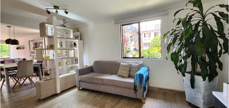 Casa en Venta en Sabaneta, Prados De Sabaneta-2