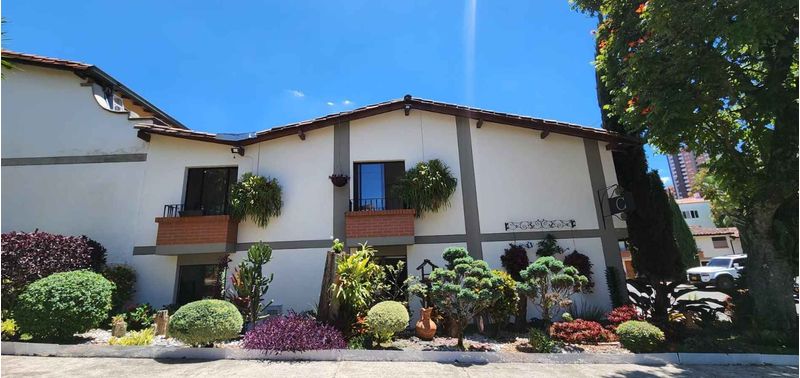 Casa en Venta en Sabaneta, Prados De Sabaneta-21
