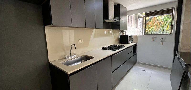 Casa en Venta en Envigado, Cumbres-5