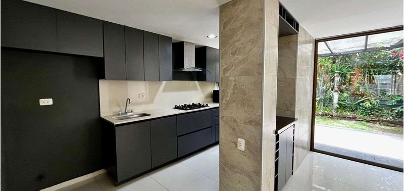 Casa en Venta en Envigado, Cumbres-6