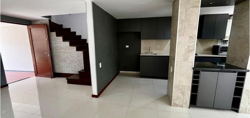 Casa en Venta en Envigado, Cumbres-11