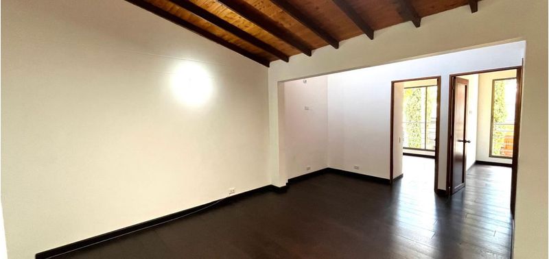 Casa en Venta en Envigado, Cumbres-27