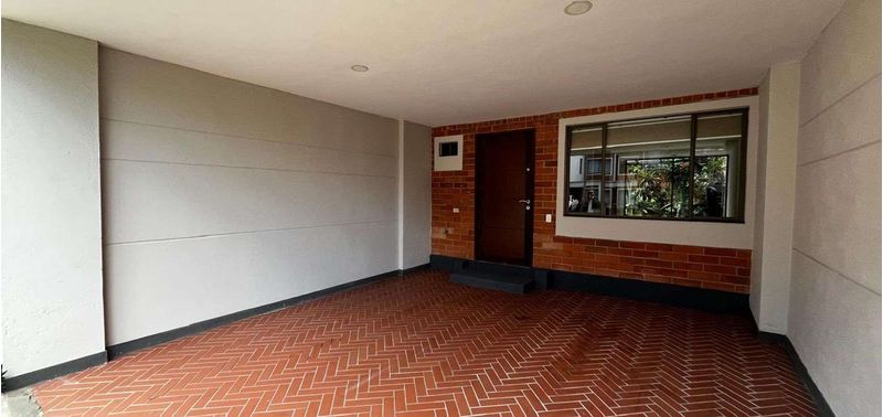 Casa en Venta en Envigado, Cumbres-31