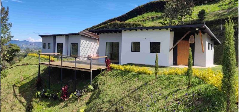 Casa en Venta en Peñol, Peñol-1