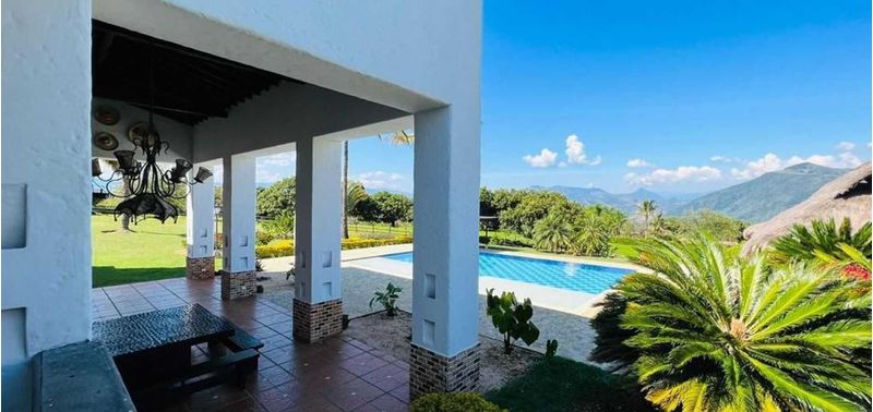 Casa en Venta en Medellín, Colinas de La Candelaria-0