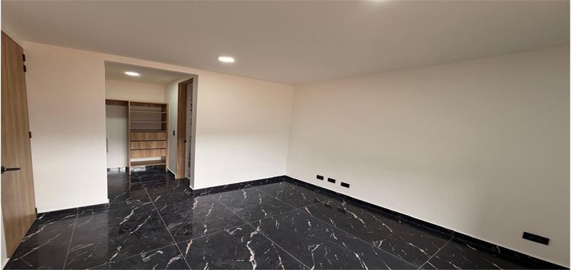 Apartamento en Venta en Bogotá, D.C., San José de Bavaria-16