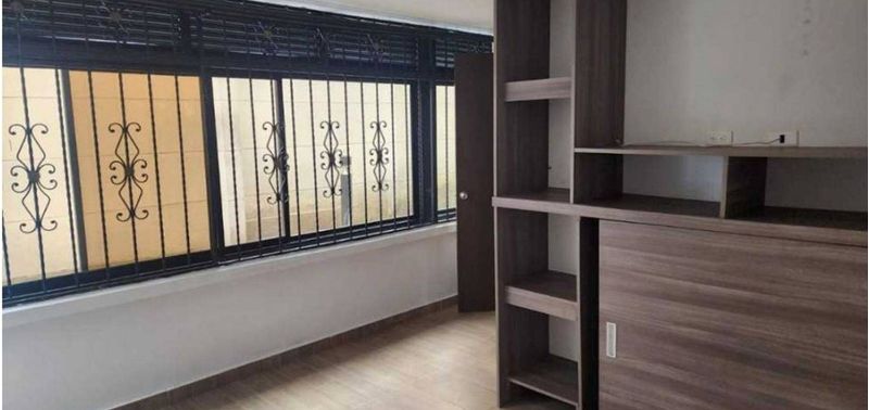 Apartamento en Venta en Sabaneta, Los Alcazares-4