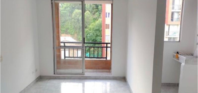 Apartamento en Venta en Medellín, La Colina-0