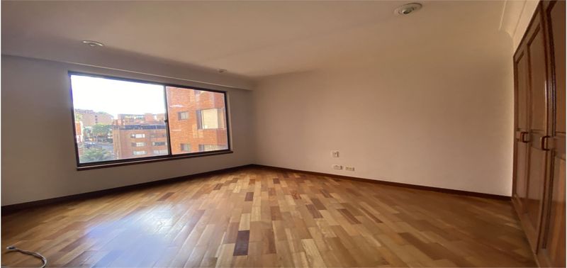 Apartamento en Venta en Bogotá, D.C., Los Rosales Emaús-11