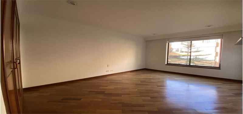 Apartamento en Venta en Bogotá, D.C., Los Rosales Emaús-13