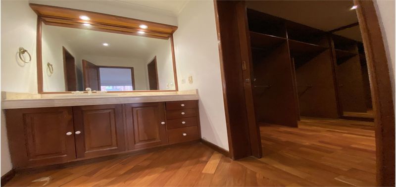 Apartamento en Venta en Bogotá, D.C., Los Rosales Emaús-19