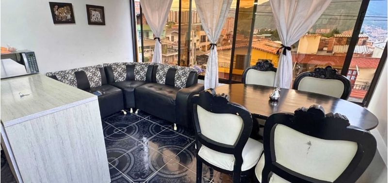 Casa en Venta en Medellín, Florencia-10
